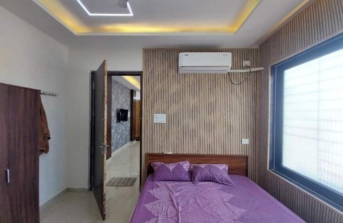 Hyderabad Apartment | 2-bedroom apartment in brilliant Hyderabad with AC