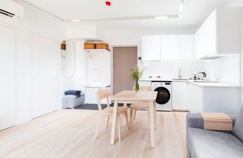 Neringa Apartment | New 2025 Pervalka Neringa Flat White Dunes: AC, Heating, Private Balcony