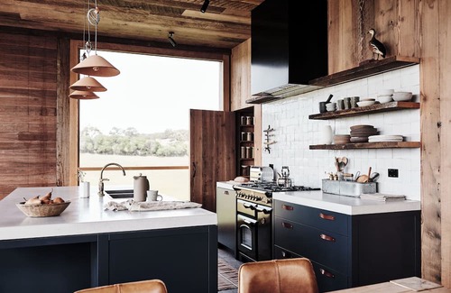 Wensleydale House | Rustic Luxury off The Great Ocean Road in Victoria Australia