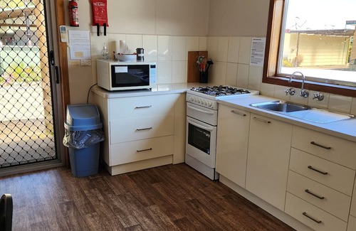 Bemm River Cabin | Cosy Nook - Flat 3 - Spacious, well equipped holiday unit