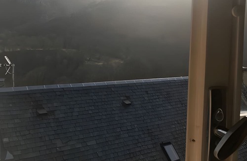 Cazeaux-de-Larboust House | Holiday Home "Galy" with Mountain View, Private Garden and Wi-Fi