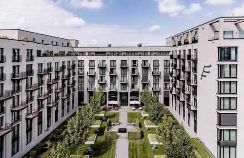 Alt-Moosach Hotel | Modern single apartment near Olympiapark