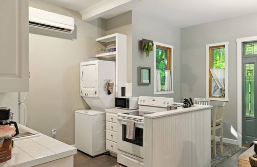 Rawley Springs Cabin | Cozy Cabin on the River