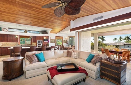 Kamuela House | New Owners! 3-Bedroom Home with Sunset Views! Beach Club/Pool/Fitness Center