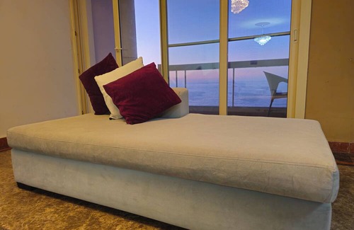 Bab Sharqi Apartment | Midpoint sea view - families only