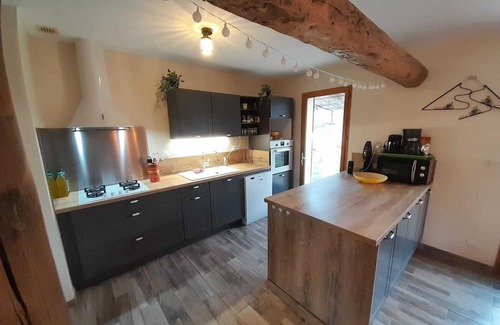 Entrechaux House | Between Vaison et Ventoux