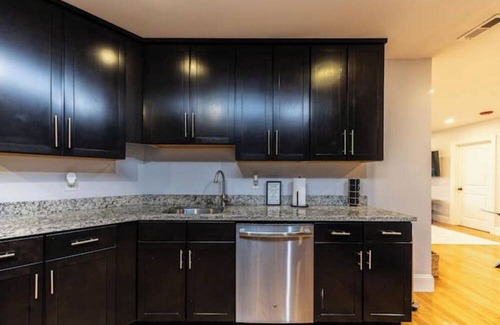 Milford House | NEW -Entire Place-Laundry In Unit -Family Friendly