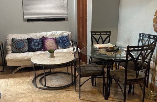 Ziadie Gardens Apartment | Cozy Spacious Cottage Styled Apartment