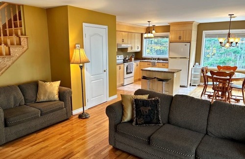 Pokemouche House | Riverfront cottage-style home in the heart of the Acadian Peninsula