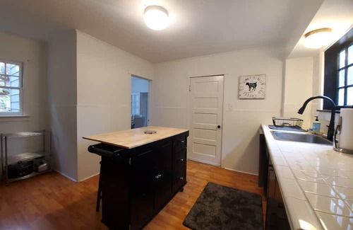 Wallace House | Snowhawk House