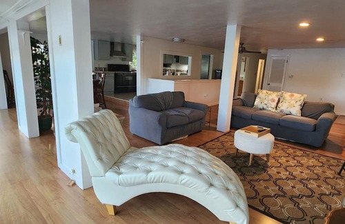 Coventry Lake House | Charming 4-bedroom house in Coventry directly on Coventry Lake