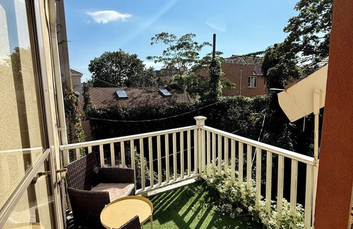 Bouvet Island House | Large sunny room with private bath & balcony
