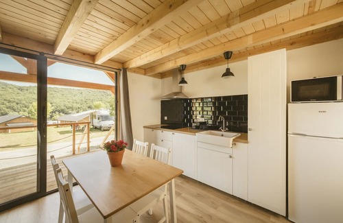 Atez Cabin | CAMPING IZARPE