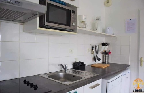 Grandcamp-Maisy Hotel | Charming Fishing Port of Grandcamp-Maisy View! Parking, Pool, Pets Allowed!