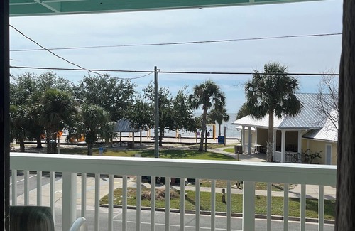 Cedar Key Apartment | Park Place Condo 222