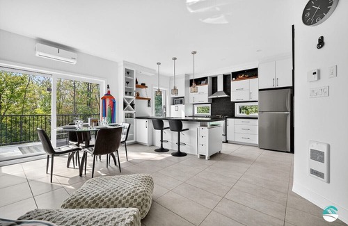 Gatineau Apartment | JGR Calm Glow 1 bedroom apartment
