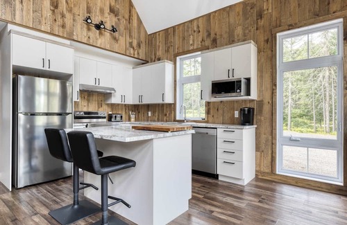 Saint-Michel-des-Saints Ski Chalet | Spa, Nature & Adventure - Rustique Chalet