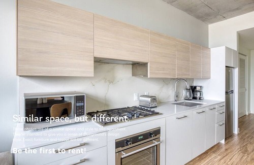 West Loop Gate Apartment | Blueground | West Loop Gate, rooftop, nr Riverwalk