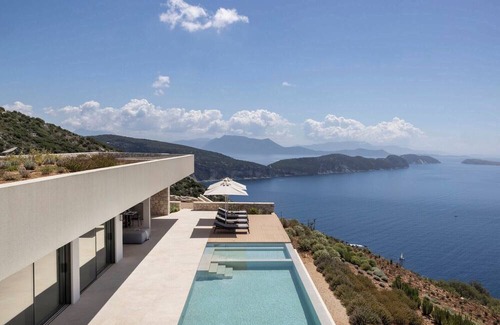 Evgiros Villa | Oikos Nostos - Three Bedroom Villa, Sleeps 6