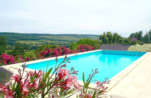 Montoillot House | Clos de Fougères - The perched hut