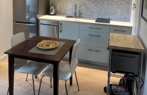 North Saanich Apartment | Deep Cove Chic