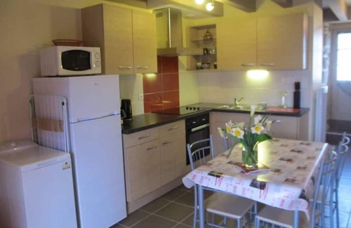 Clis Cottage | Cozy cottage in Guérande with quiet terrace