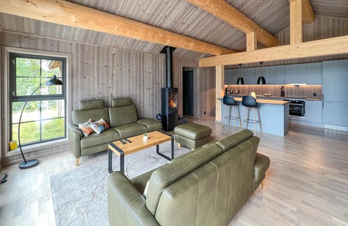 Sor-Fron House | Lovely home in Gålå with sauna