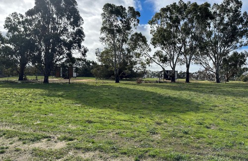 Willalooka House | Xmas Rocks - Paddock Pod by Tiny Away