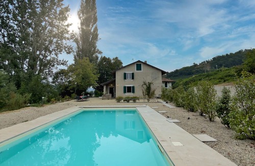 Cossano Belbo House | Casale Bera, hills view, private pool and garden