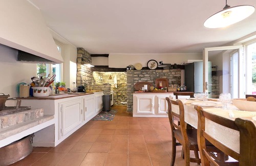 Cossano Belbo House | Casale Bera, hills view, private pool and garden
