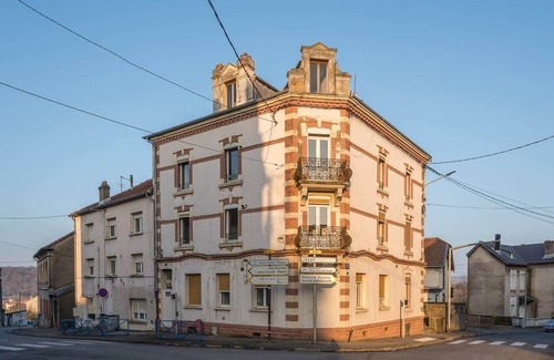 Homecourt Apartment | Mélissa - Bright, modern - Station - WiFi - Stream