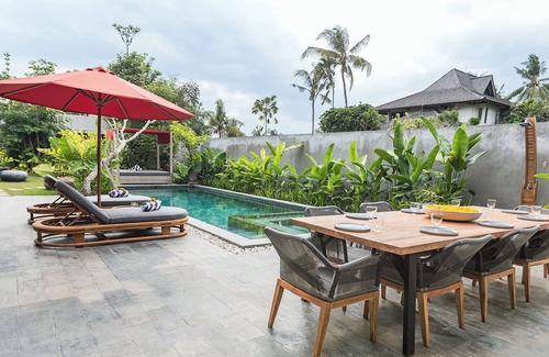 Tabanan Villa | Luxury 5BR Villa Near to the Beach