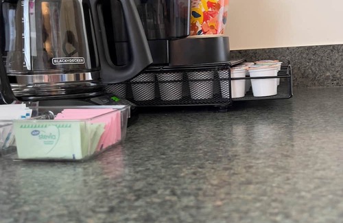 Chickasha House | England House: 3BR w/workspace & WiFi, family friendly