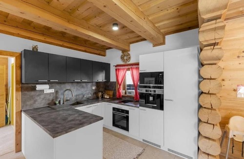 Stara Lesna Ski Chalet | Chaty Kukana a Kuku – Your Cozy Mountain Retreat in Stará Lesná