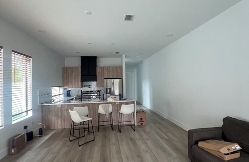 St. Petersburg - Clearwater House | 1 mile to Downtown St Petersburg new construction luxury 2,155 sqft home