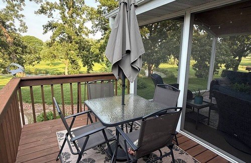 Windsor House | Par-fect Escape on Lake Windsor Golf Course