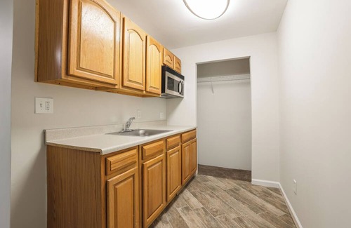 Lackawaxen House | 4 Bed/4 Bath Lake & Ski House - 2 King Suites!