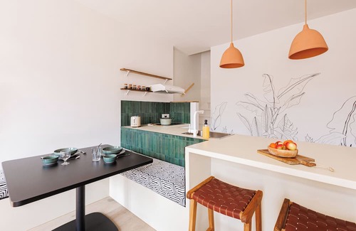 Ath House | Design house with garage 11 km Pairi Daiza