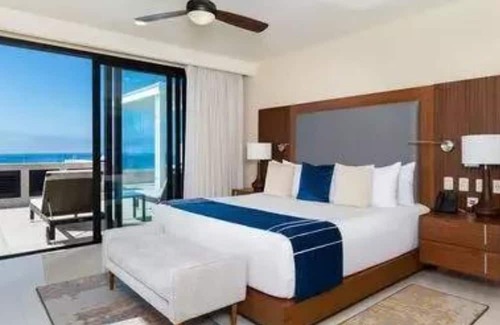 El Zacatal Resort | ✩ Oceanfront 3 BR 4 BA ✩ Private Hot Tub ✩ Villa la Valencia ✩ JAN 31 - FEB 7 ✩