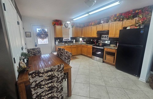 Hughes Springs House | Cozy, family-friendly guest home in Northeast Texas!