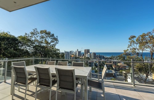 Burleigh Heads Villa | Oceanviews Villa - Pet-friendly, 3-Storey Home with Panoramic Ocean Views!