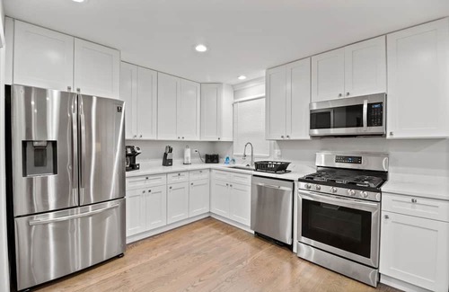 Crestwood House | Crestwood FHS Rental - #1