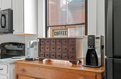 Wilmington House | Spacious 5-bedroom, 2 bath historical house, just 8 minutes from WEC.