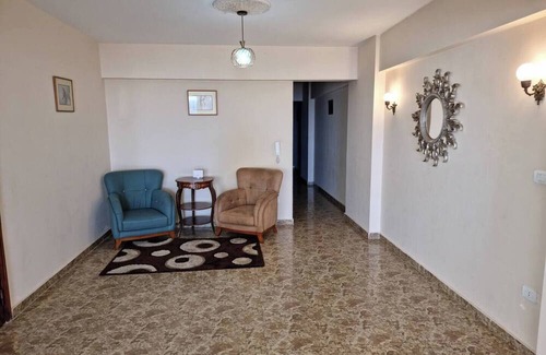 Bab Sharqi Apartment | Midpoint sea heart (families only)