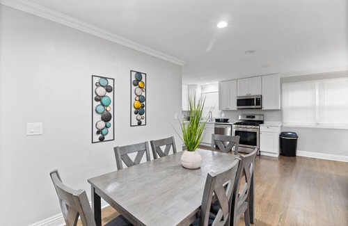 Crestwood House | Extended Stay - Crestwood FHS Rental