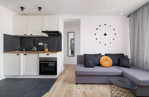 Czeladz Apartment | Betonowa 4 Czeladź | Brick Cozy Apartment | Remote Work