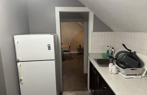 Downtown Niagara Falls House | Maple Falls Oasis by TIG Properties—Just 5 min to Niagara Falls.