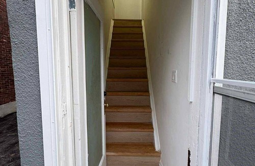 Port Colborne House | Portside Getaway