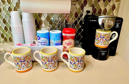 Drayton Condo | Beautiful totally remodeled 2 BR property near everything!