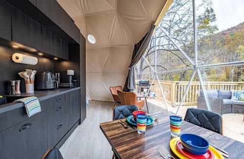 True House | Romantic Geodesic Dome Hot Tub Under the Stars